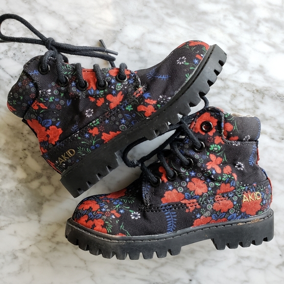 AKID Floral Boots Size 5 - Picture 4 of 4